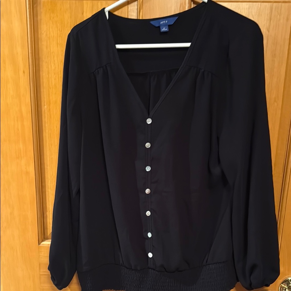 Apt. 9 Women's Black Button-Down Blouse
